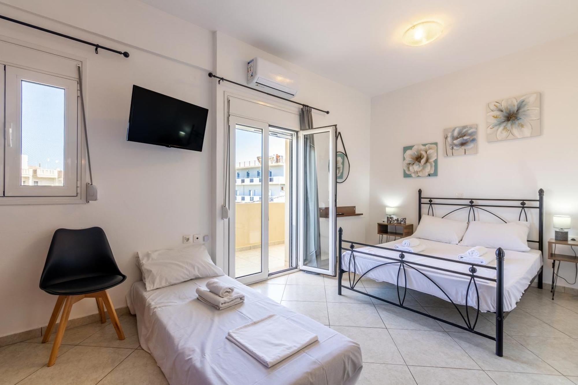 Studio On The Closest Beach To The City! Amoudara Lasithiou Exterior foto
